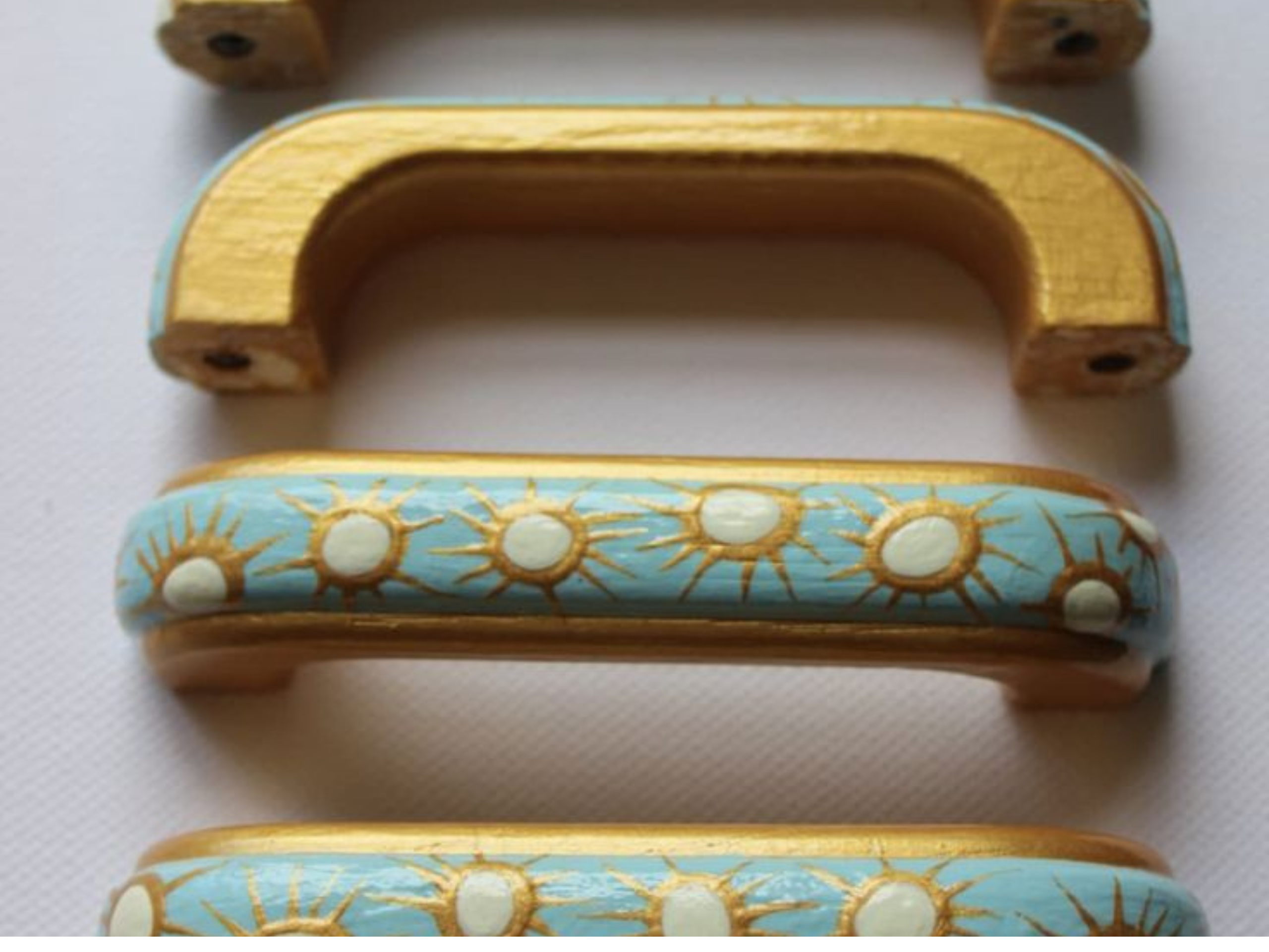 10 Stylish Ideas for Painted Door Handles to Upgrade Your Home