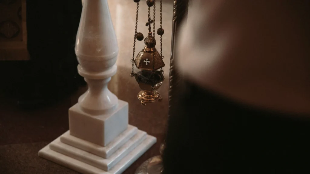 Vintage Pedestal Finishes Compared