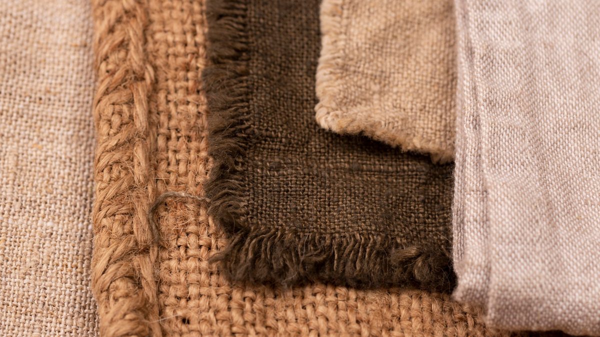 Best Country Upholstery Material: A Complete Guide for Rustic Homes